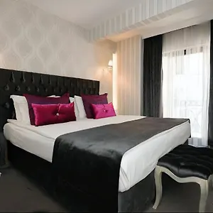 Pera Otel