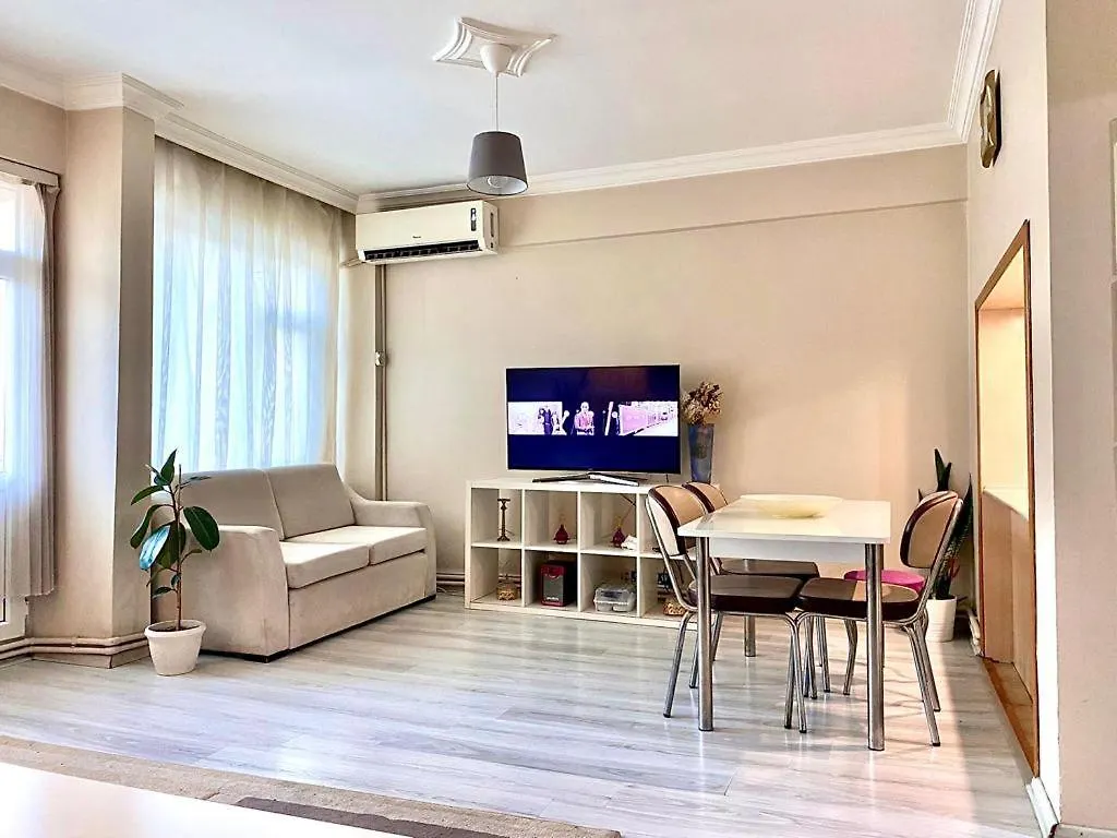 Private Apartment In Cihangir-2+1 İstanbul